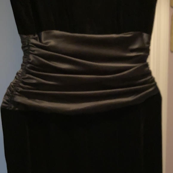 Vintage, 80s Act I velvet and satin gown, NWOT - Picture 2 of 9